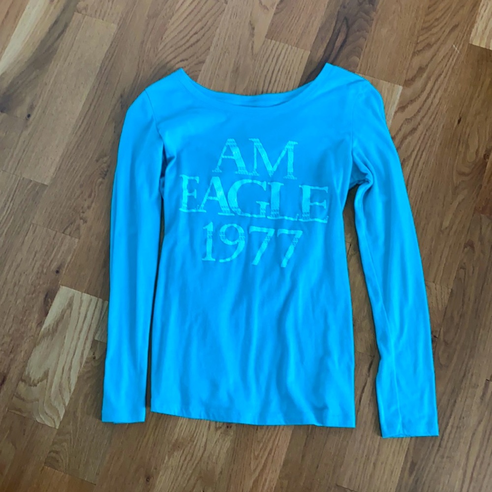 AE Women’s Long Sleeve Fitted T Shirt
